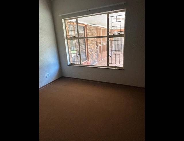 3 BEDROOM HOUSE FOR SALE IN CHROOM PARK